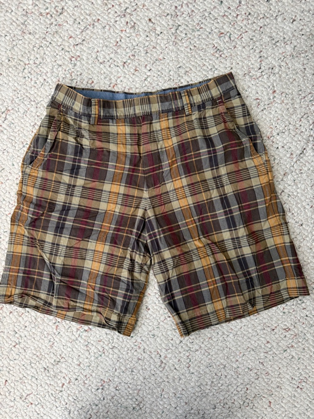 Banana Republic Men's Plaid Casual Shorts in Brown and Tan